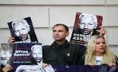 Assange participó en la audiencia preliminar a través de una vídeoconferencia desde la prisión de Belmarsh, al sureste de Londres. 