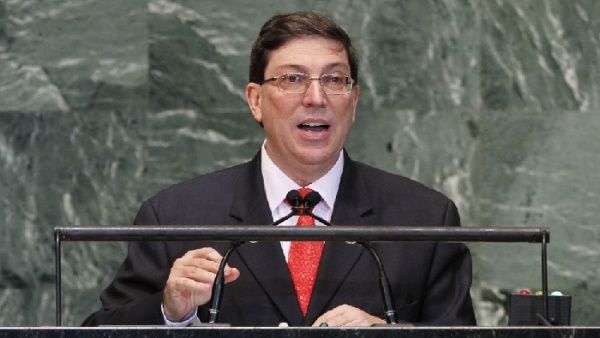 "El fuego no entiende de diferencias políticas", recalcó el canciller cubano.