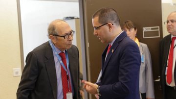 Jorge Arreaza ha sostenido encuentros con funcionarios de la ONU en Ginebra, entre ellos el relator especial sobre el Derecho al Desarrollo.