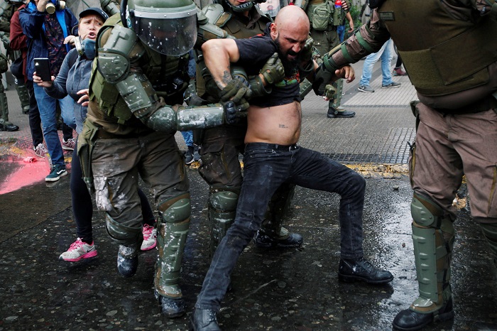 Ascienden a 308 detenidos y 160 heridos el saldo de las protestas.