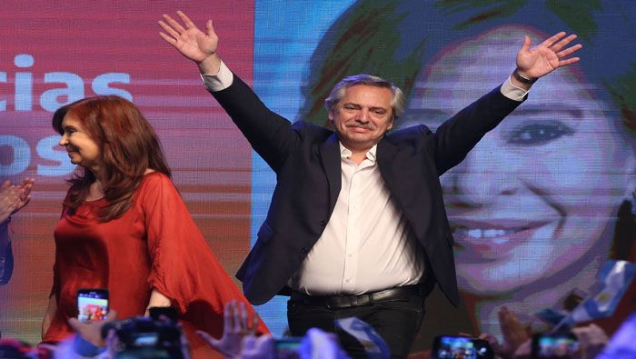 Los políticos extendieron sus felicitaciones a la dupla formada por Alberto Fernández y su vicepresidenta Cristina Fernández de Kirchner.