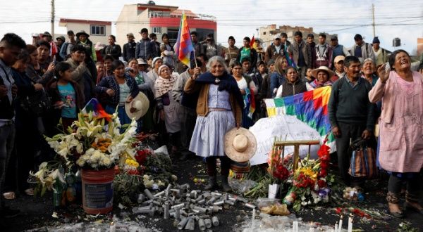 Evo Morales exige identificar a los autores de matanzas - teleSUR TV