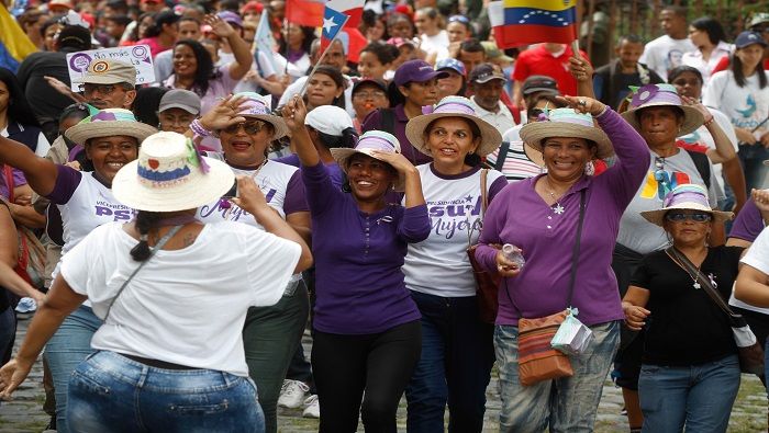 Las venezolanas también se solidarizaron con la lucha de las mujeres de Brasil, Chile, Bolivia, Haití y Colombia.