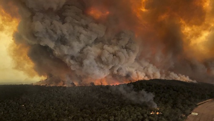 Los incendios han quemado ocho millones de hectáreas, tres veces más las devoradas en la Amazonía.