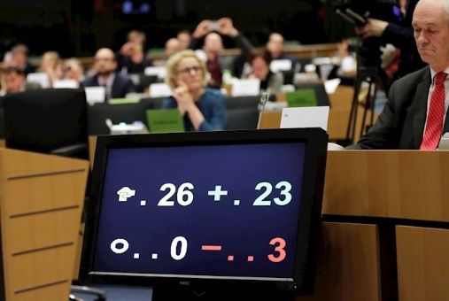 Con 23 votos a favor y tres en contra, este resultado significa el inicio del proceso interno para que el Parlamento Europeo apruebe el acuerdo.