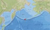 Según el Servicio Geológico de Estados Unidos, el temblor tuvo lugar a 65 kilómetros al suroeste de la isla de Amatignak, Alaska.