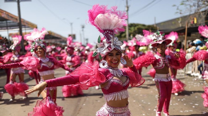 El Carnaval de Barranquilla (Colombia) fue declarado Patrimonio Inmaterial de la Humanidad por la Organización de las Naciones Unidas para la Educación, la Ciencia y la Cultura (Unesco). Esta celebración es disfrutada anualmente por millones de turistas nacionales e internacionales.