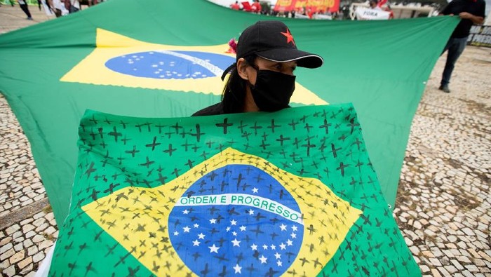 Durante el 20 de mayo, ocurrieron protestas en Brasilia por la mala gestión del presidente frente a la Covid-19.