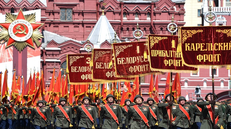 El Ejército Rojo que derrotó en 1945 al nazismo fue fundado en enero de 1918 por León Trotski. Después de haber derrotado al zarismo en 1917, la naciente República Socialista Federativa Soviética de Rusia conformaba así sus propias fuerzas armadas.
