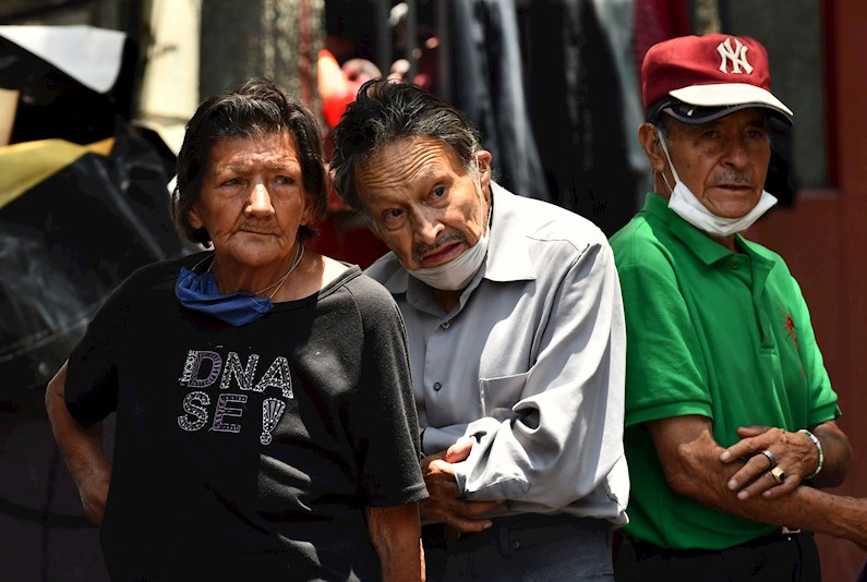 La crisis sanitaria ha incidido en el aumento del desempleo y el empleo informal en México.