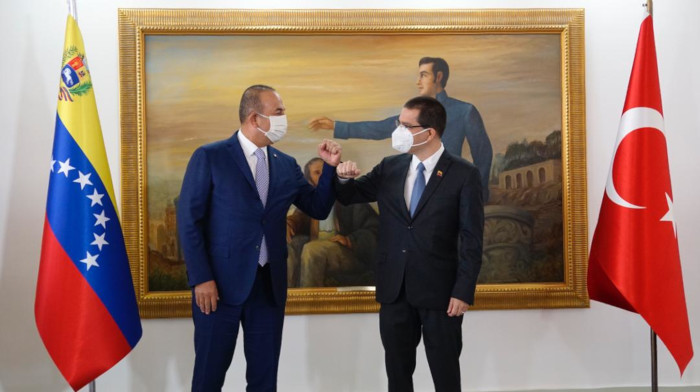 El canciller Arreaza informó que durante la visita de su colega turco Mevlüt Çavuşoğlu se revisaron temas de orden bilateral.
