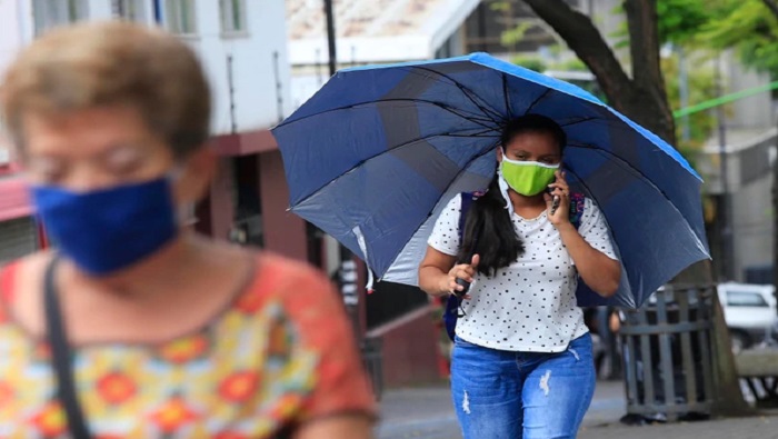 El Gobierno de Costa Rica decretó la obligatoriedad del uso de mascarillas protectoras en lugares cerrados de atención al público a partir del próximo 9 de septiembre.