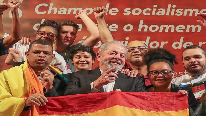 Siempre que fue juzgado por un organismo imparcial e independiente fuera del Lava Jato de Curitiba, Lula fue absuelto, aseguró la defensa del expresidente.
