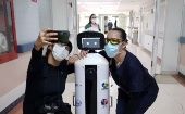 El robot es un ejemplo de la capacidad de respuesta del personal de salud ante el reto de contener el sufrimiento emocional de los pacientes.