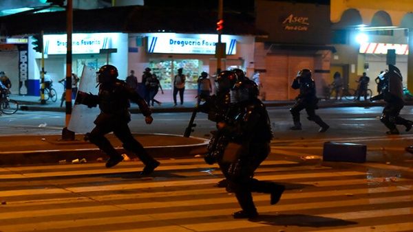 Colombia: protestas contra la violencia policial dejaron siete muertos 