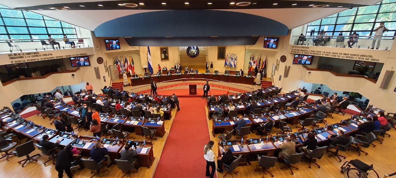 La reforma institucional que contempla al agua como derecho humano fue aprobada en el parlamento salvadoreño sin ningún voto en contra.