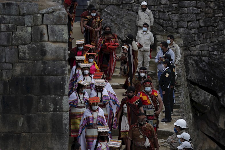 El cierre de esta joya arquitectónica agudizó la crisis de diversos sectores que se veían beneficiados con la llegada de visitantes hasta esta zona ubicada en el área montañosa de Cusco.