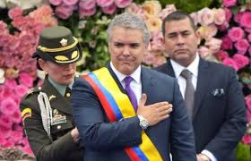 Colombia: diferencia entre elegir un presidente y cambiar de régimen