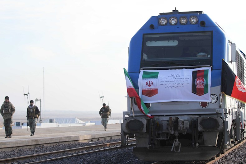 El nuevo enlace por ferrocarril le permite a Afganistán conectarse no solo con Irán, sino con Turquía y de ahí a Europa.