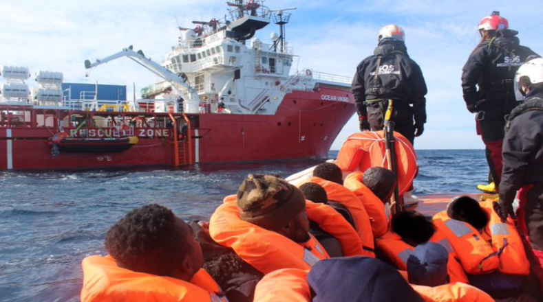 Observe el rescate de 120 migrantes en las costas de Libia