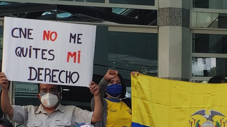 Los migrantes ecuatorianos en Venezuela reclaman su derecho a tomar parte de las elecciones presidenciales del próximo 7 de febrero