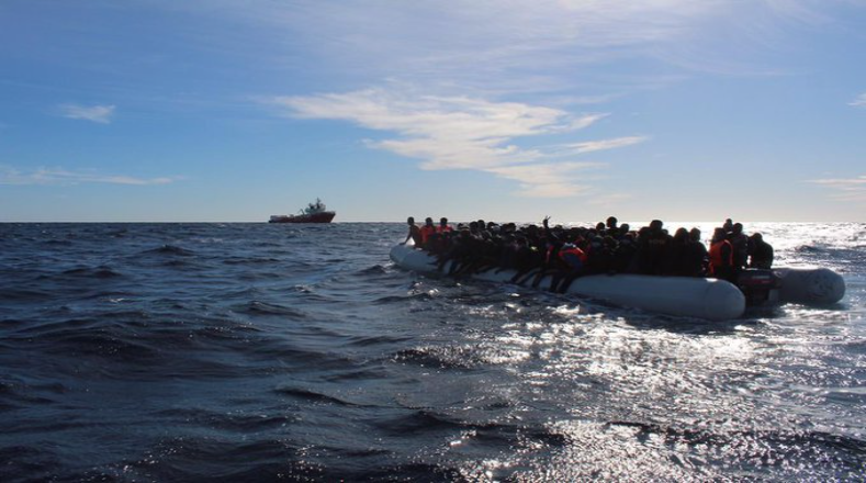 Solo el año pasado más de 1.200 migrantes fallecieron en el mar Mediterráneo, según la Organización Internacional para las Migraciones (OIM).
