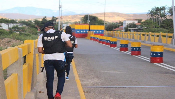 La embajada de EE.UU. en Colombia felicitó la nueva medida que aplicará Iván Duque a los migrantes venezolanos.