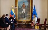 El canciller venezolano informó personalmente la decisión a la embajadora.