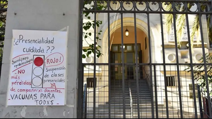 Los docentes que respaldan el paro sostienen que la vida vale más que la campaña política del jefe de Gobierno de Buenos Aires, Horacio Rodríguez Larreta.