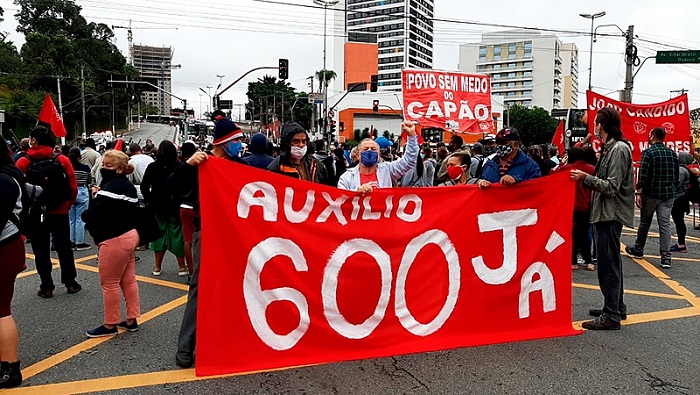 Los movilizados bloquearon rutas y realizaron otros actos públicos en ciudades de ocho estados de Brasil.