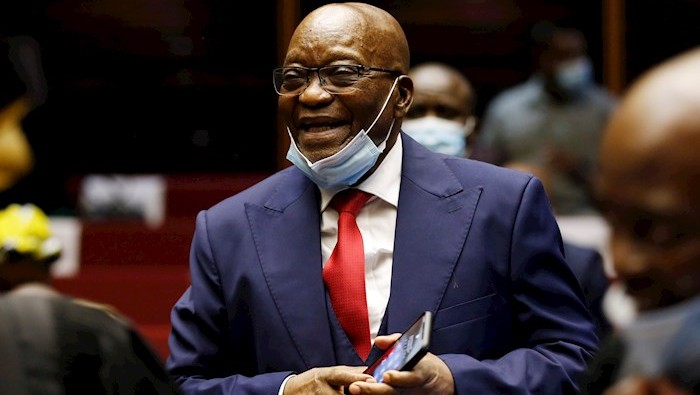 El expresidente Jacob Zuma fue condenado por el Tribunal Constitucional de Sudáfrica a 15 meses de prisión por no comparecer a testificar en el marco de las investigación que se le realizan.