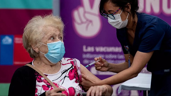 La Directora de la OPS consideró inaceptable que solo una de cada diez personas en Latinoamérica y el Caribe haya sido vacunada contra el coronavirus.