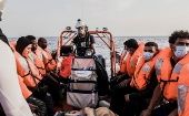 Tras cuatro día de labores de salvamento en la zona de rescate de Malta, el Ocean Viking salvó a 572 personas.