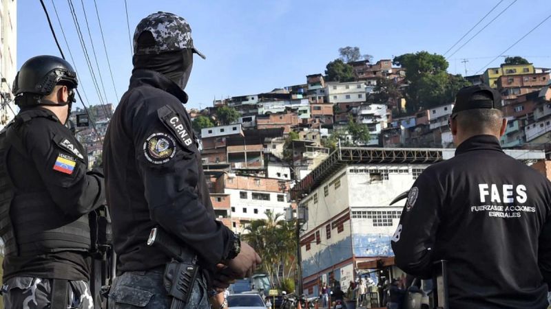El trasfondo de las acciones de grupos armados en Caracas