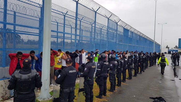 La policía recapturó a 78 presos que se fugaron del Centro de Privación de Libertad Cotopaxi No. 1.