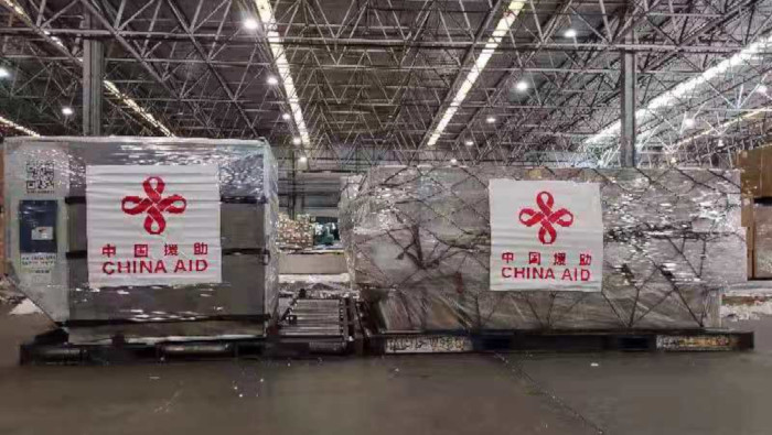 Los 150 concentradores de oxígeno donados por China están a punto de llegar a Cuba.