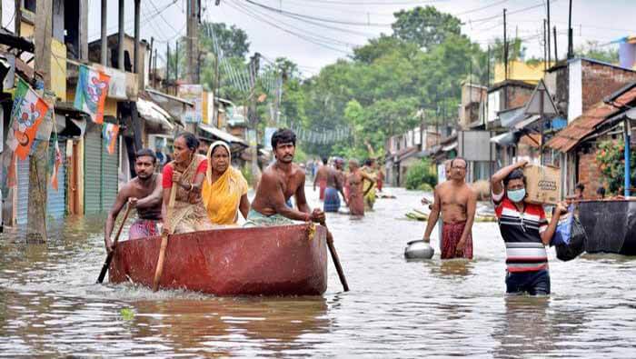 Miles de personas han perdido sus hogares y bienes materiales a causa de las inundaciones que afectan el noreste de India.