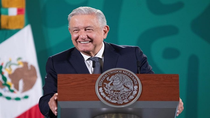 López Obrador también precisó que el país autorizó 180 millones de pesos mexicanos para desarrollar la vacuna Patria contra la Covid-19.