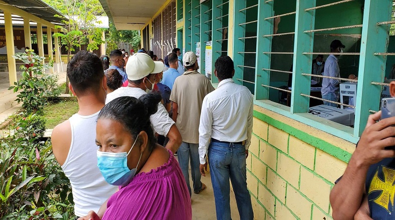 Cerca de 9,5 millones de ciudadanos hondureños podrían ejercer su voto.