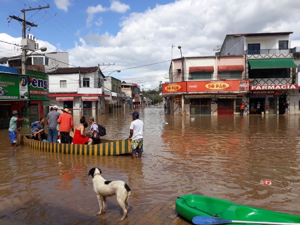 Más de 220.000 personas se cuentan como damnificados tras seis días de intensas precipitaciones en el estado de Bahía.