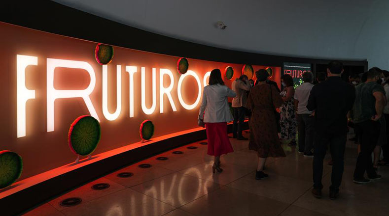 La exposición lleva por nombre "Fruturos: Tiempos amazónicos" y estará abierta al público hasta junio de 2022.