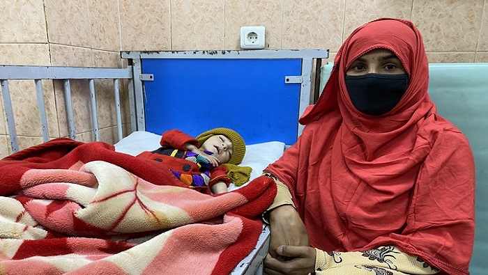 La mitad de la población en Afganistán sufre de hambre aguda, según la ONU.