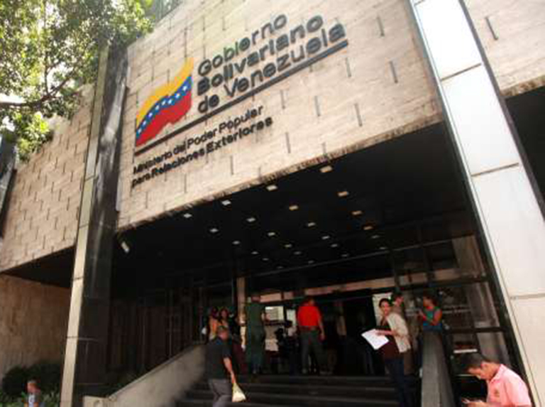 El Ejecutivo venezolano ha denunciado las disímiles medidas coercitivas unilaterales impuestas por la Casa Blanca para asfixiarlos económicamente.
