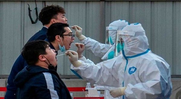 China reporta cifra más alta de casos de Covid-19 en dos años | Noticias |  teleSUR