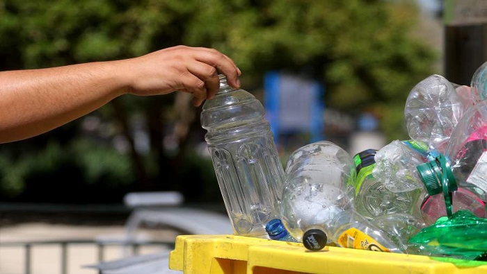 Los plásticos reciclados suponen un ahorro del 70 por ciento del consumo energético.