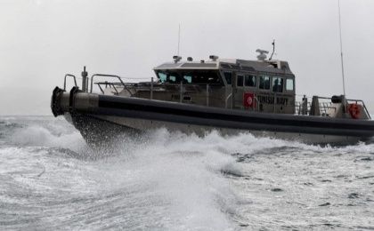 La Guardia Costera prosigue las labores de búsqueda de las diez personas desaparecidas.