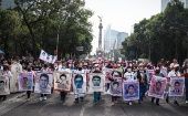 El domingo unas 250 personas, familiares de los desapareicos marcharon en la Ciudad de México para demandar respuestas y advertir que los familiares seguirán buscando y presionando.