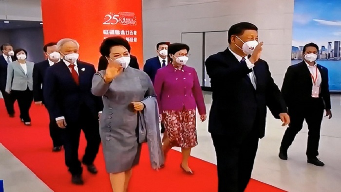 Tras llegar a Honk Kong, el Presidente chino subrayó la importancia del principio 