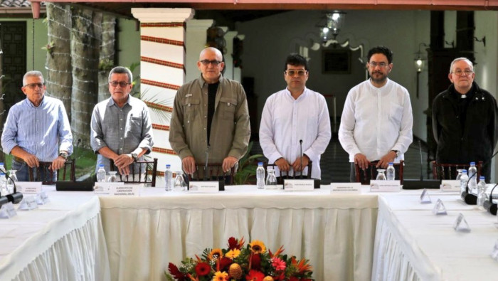 La decisión de reinstalar la mesa de diálogo entre ambas partes es “un paso importante hacia la paz en Colombia”, afirmó Noruega.