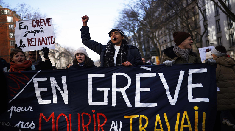 Trabajadoras francesas también rechazan la aceleración del incremento del período de cotización que propone la reforma. 